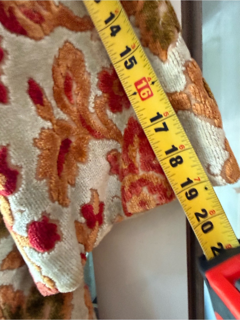 Vintage Floral Coat in Cream, Red, Orange, Green - Picture 5 of 6